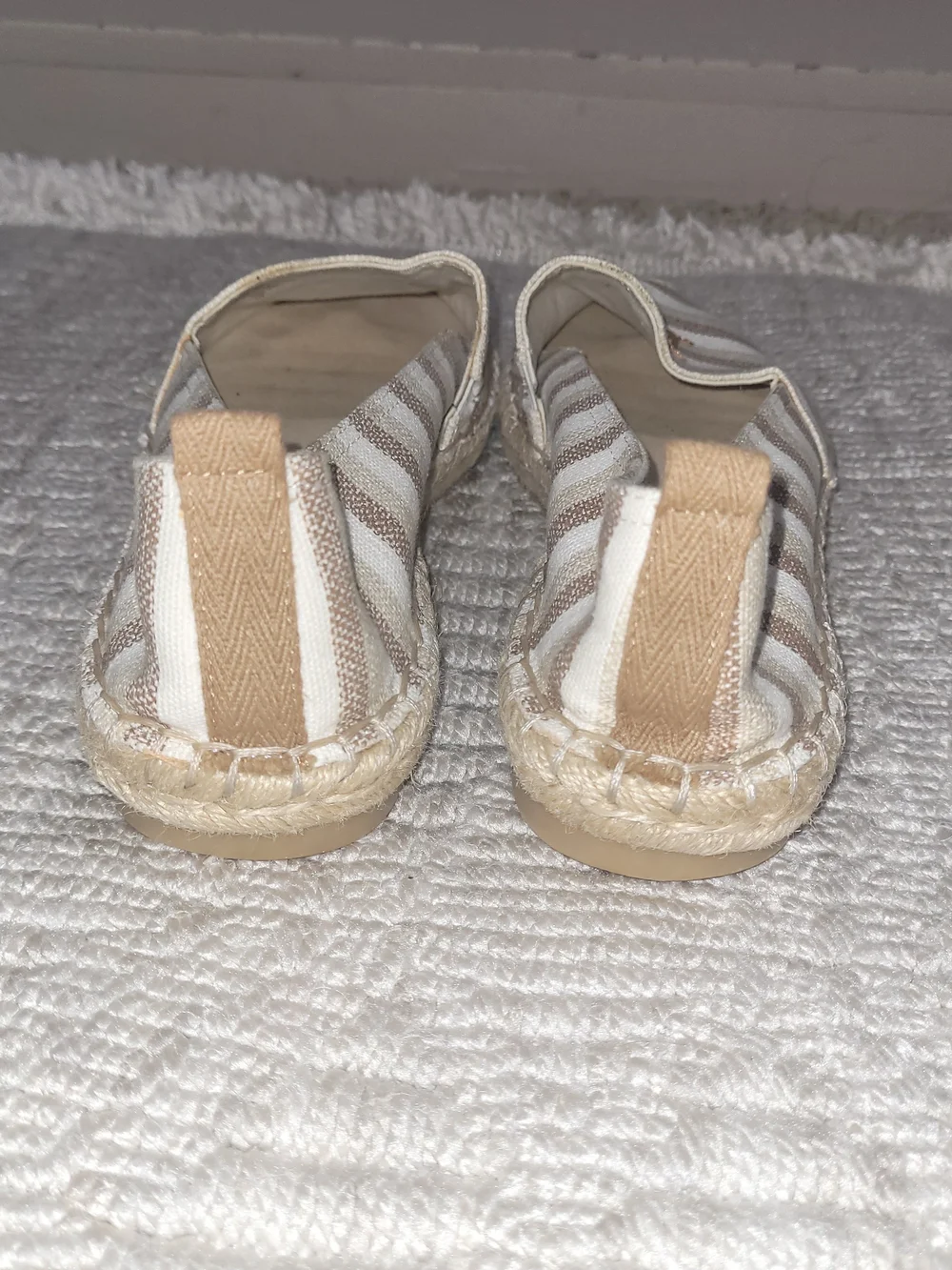 Tommy Hilfiger Striped Canvas Espadrille Flats Brown Tan Sz 8
